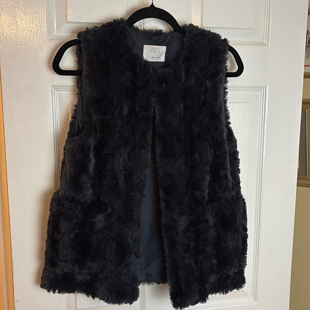Zara Kids Super Soft Faux Fur Vest
